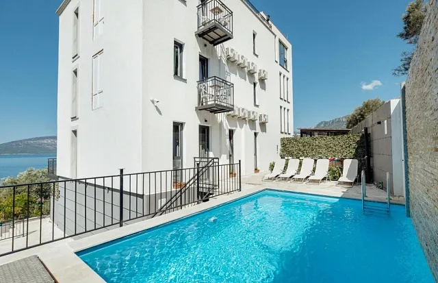 Modernes Boutique-Hotel mit Panoramablick – Luxuriöse Investition an der Adria — photo 22